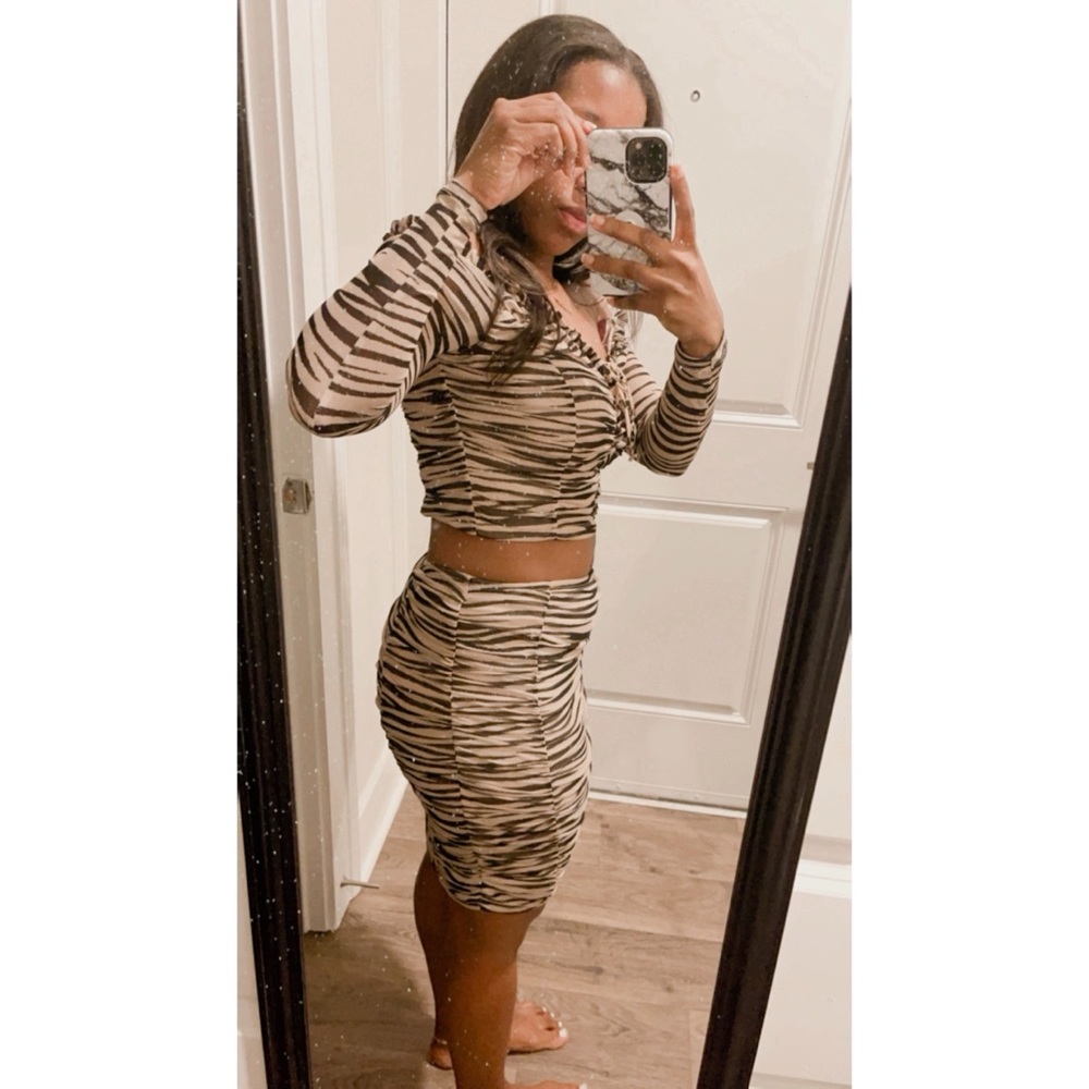 Two Piece Set